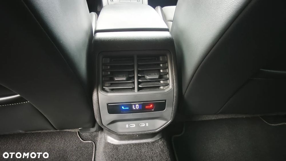 Cupra Leon 2.0 TDI Tribe Edition DSG - 26