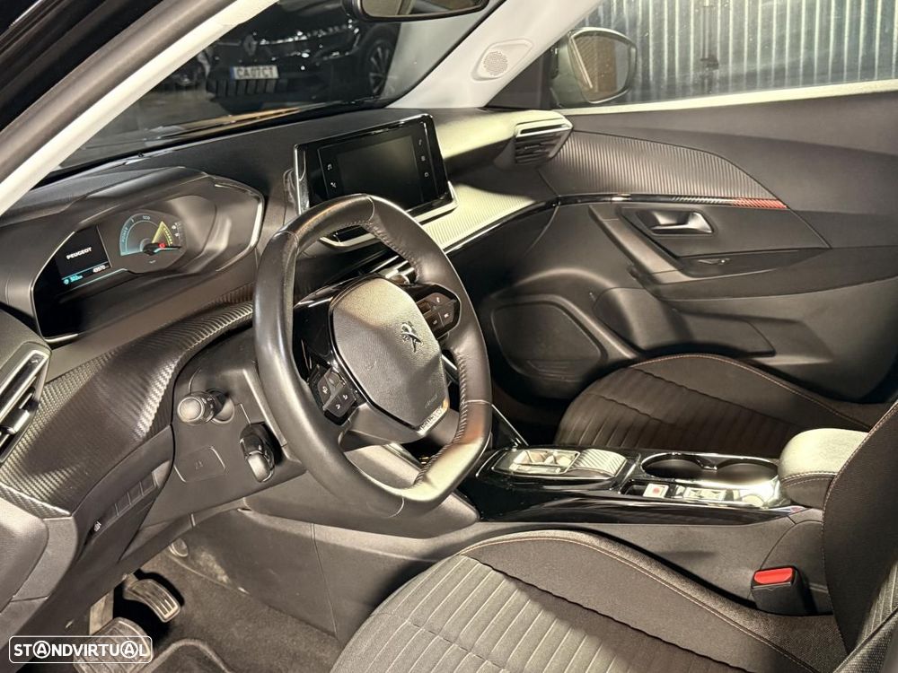 Peugeot e-2008 50 kWh Active Pack - 19