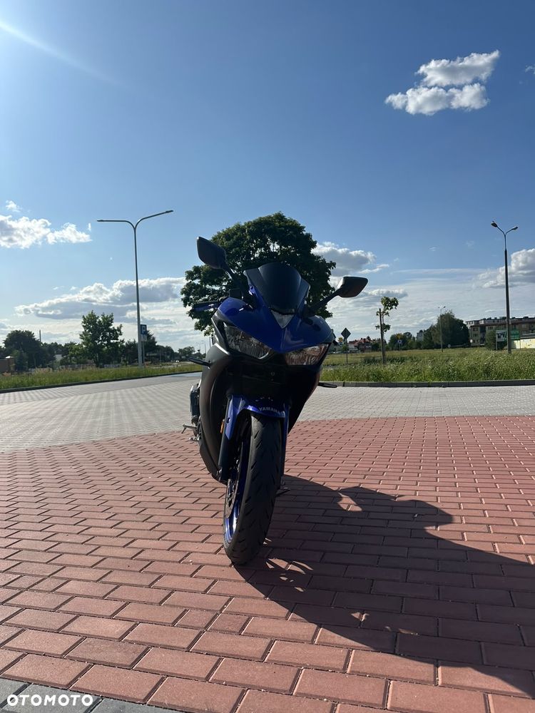 Yamaha R3 - 8