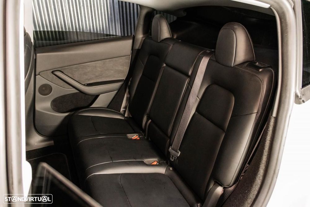 Tesla Model Y Long Range Tração Traseira - 5