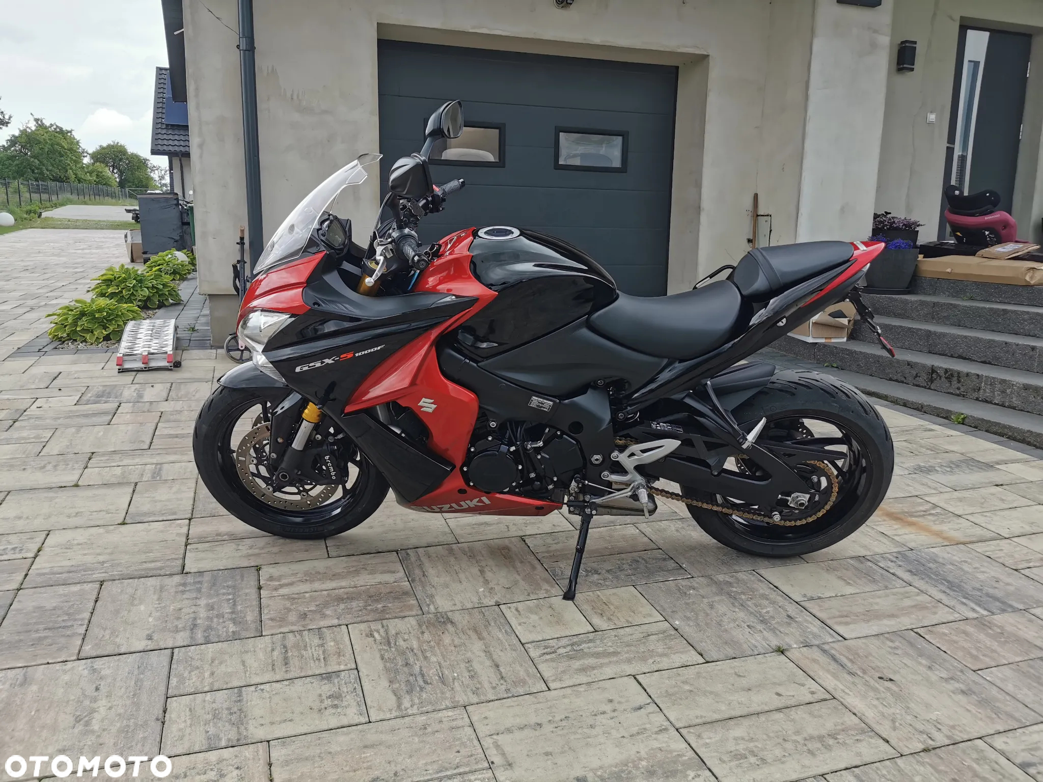 Suzuki GSX - 5