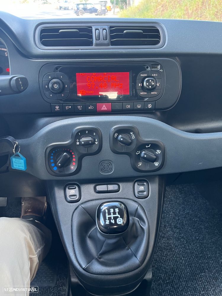 Fiat Panda 1.2 Lounge J15 S&S - 8