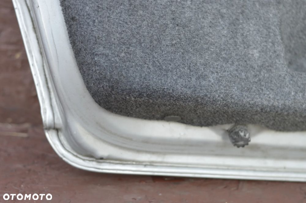 BMW E46 SEDAN ORYGINALNA KLAPA BAGAŻNIKA TYŁ W KOLORZE TITANSILBER 354/7 O NR.  41 62 7 003 314 / 41 62 8 238 462 OEM W DOBRYM STANIE BEZ RDZY - 18