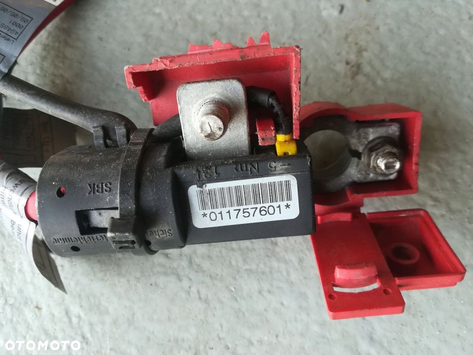 RANGE ROVER 4.4 KLEMA PLUSOWA DODATNIA YTA000040 - 3