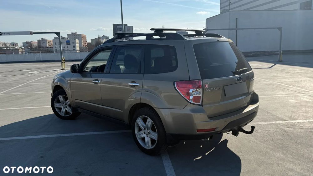 Subaru Forester 2.5 X - 2