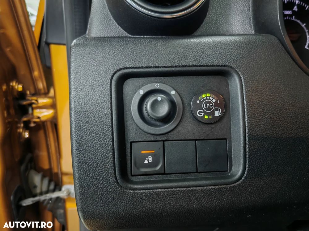 Dacia Duster SCe 115 2WD Prestige - 10