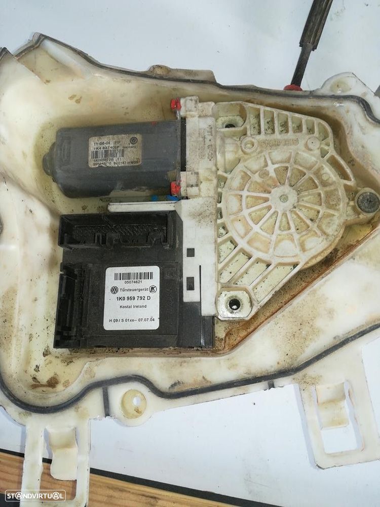 ELEVADOR DE VIDRO FRONTAL DIREITO SEAT ALTEA 2005 - 1