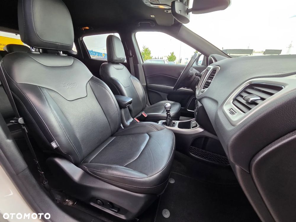 Jeep Compass 1.4 MultiAir Business Line - 19