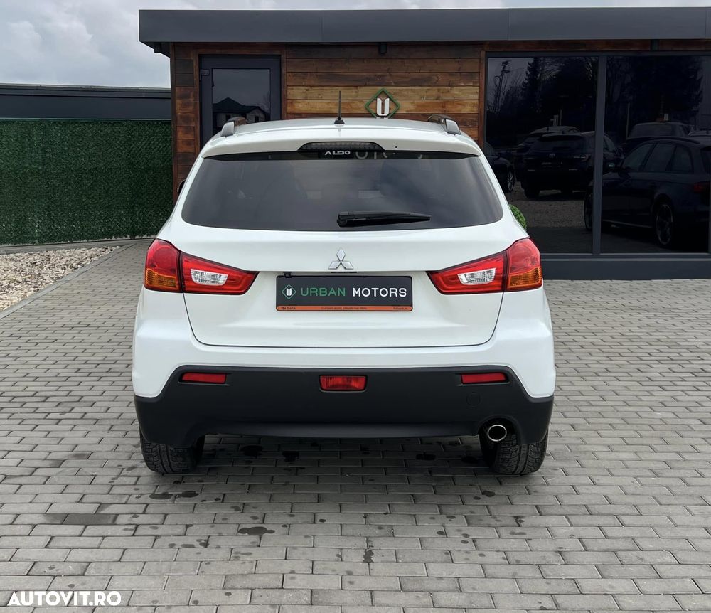Mitsubishi ASX 1.8 DI-D 2WD Instyle - 11
