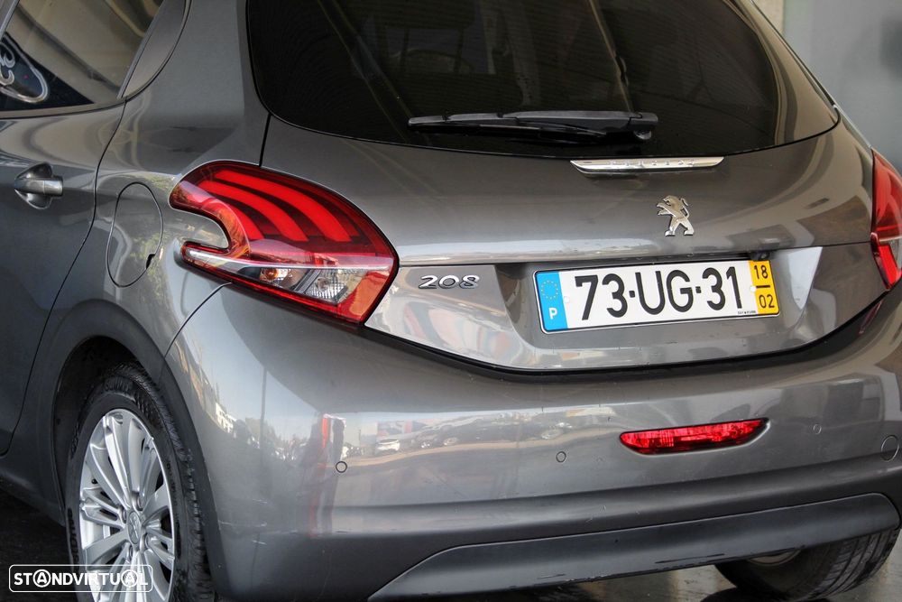 Peugeot 208 1.2 PureTech Style - 8