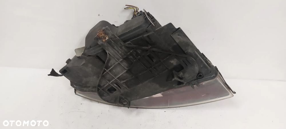 .  LAMPA PRZOD PRZEDNIA LEWA AUDI A4 B6 CABRIO - 5