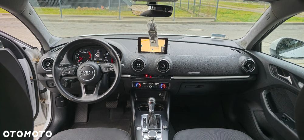 Audi A3 Sportback 1.5 TFSI S tronic - 19