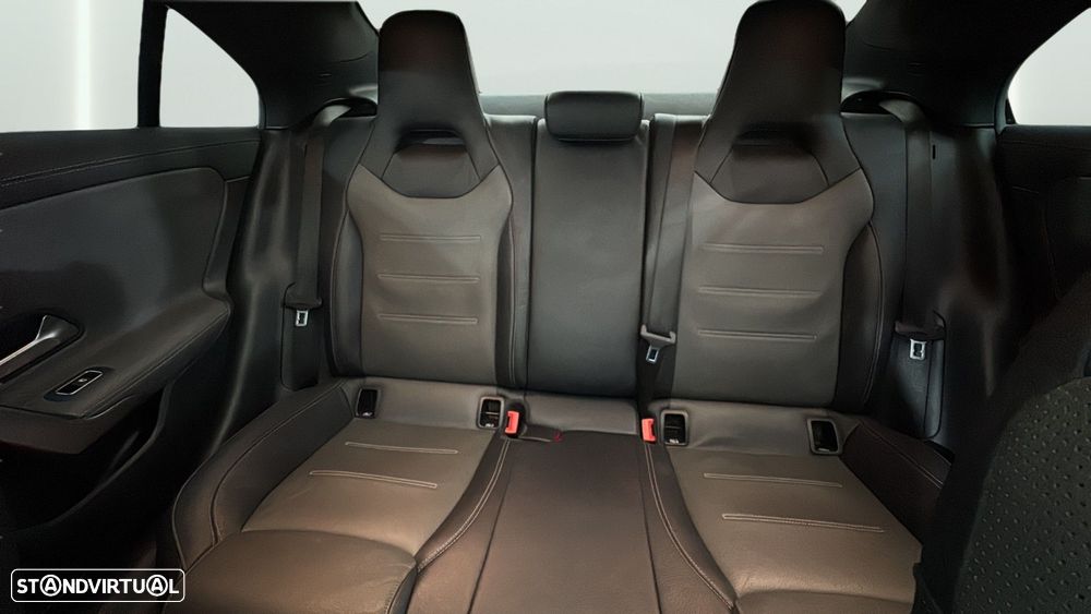 Mercedes-Benz CLA 250 e 8G-DCT Special Edition - 16