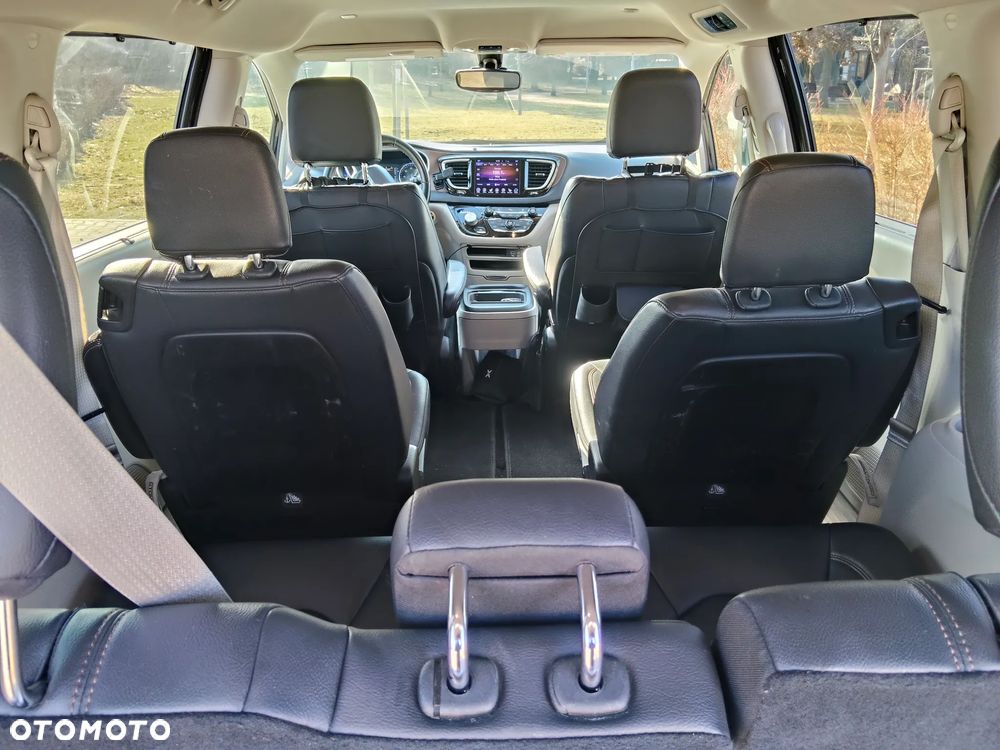 Chrysler Pacifica 2017