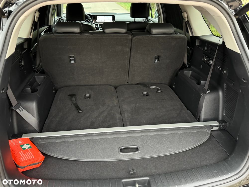 Kia Sorento - 35