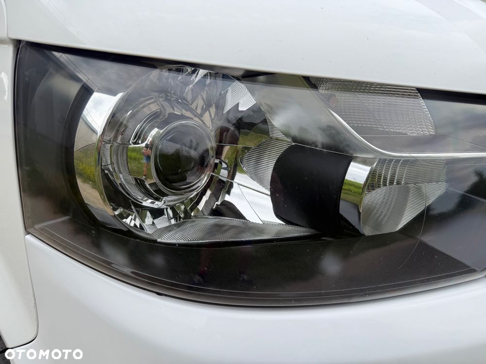 Volkswagen T5 Lift - 27