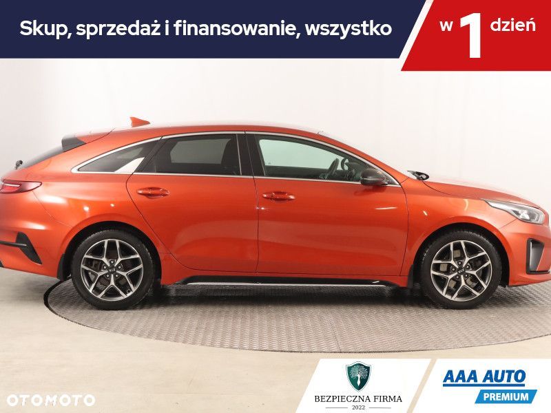 Kia ProCeed - 7