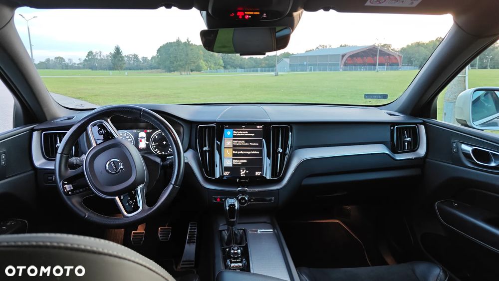 Volvo XC 60 D3 R-Design - 6