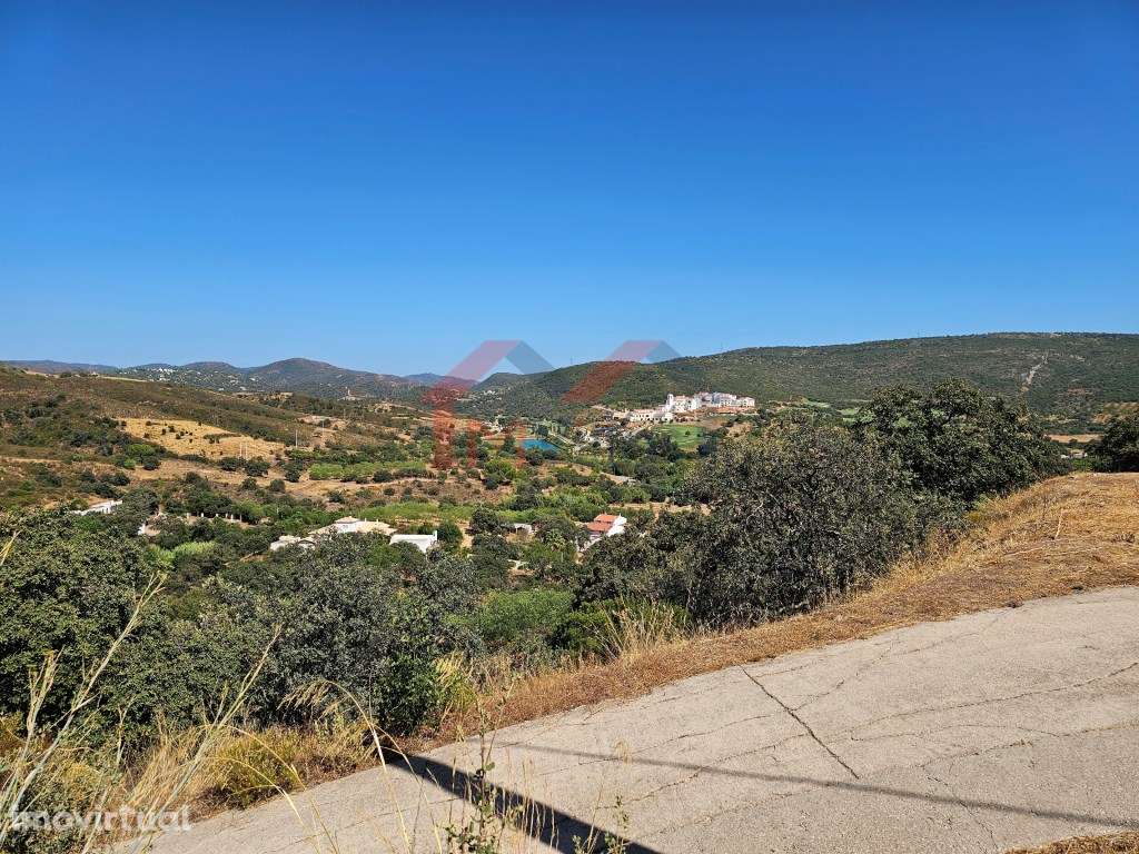 Terreno com projeto aprovado com vistas campo magnificas na Tôr -Loulé - Grande imagem: 2/20