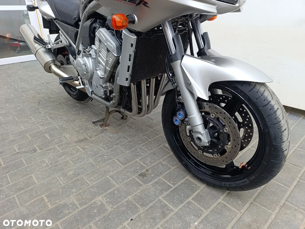 Yamaha FZS - 30