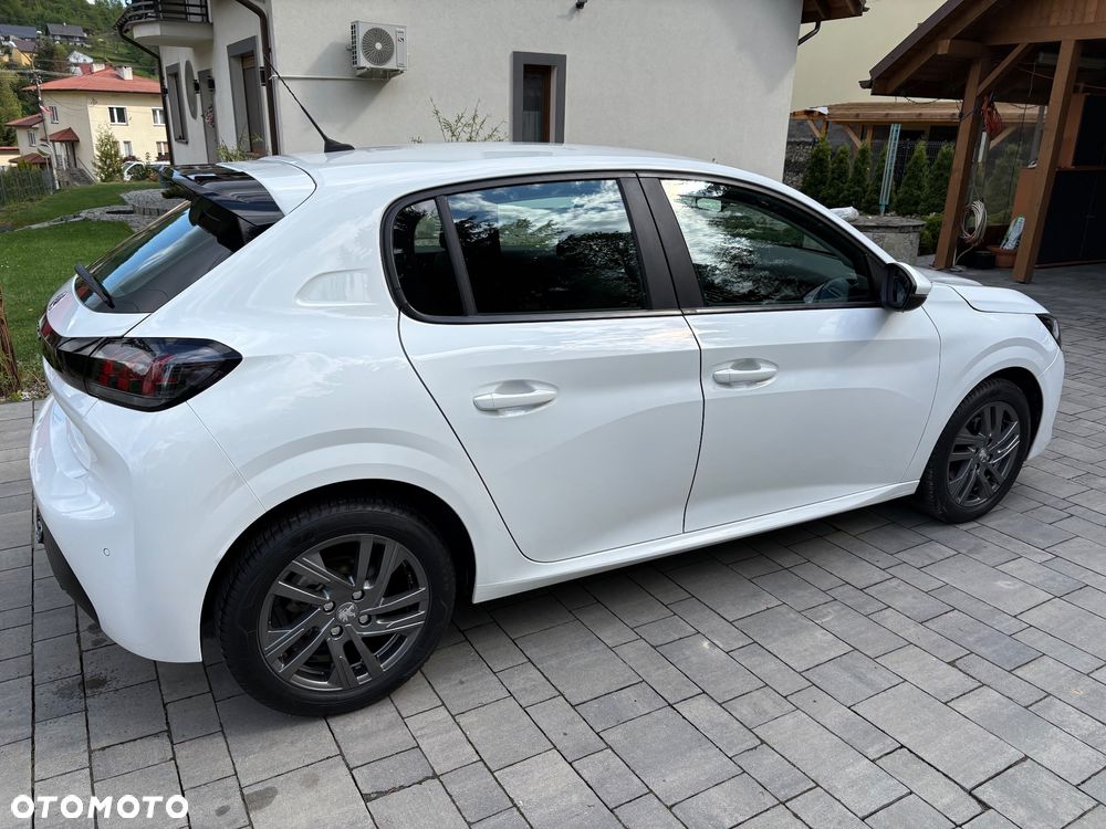 Peugeot 208 - 7