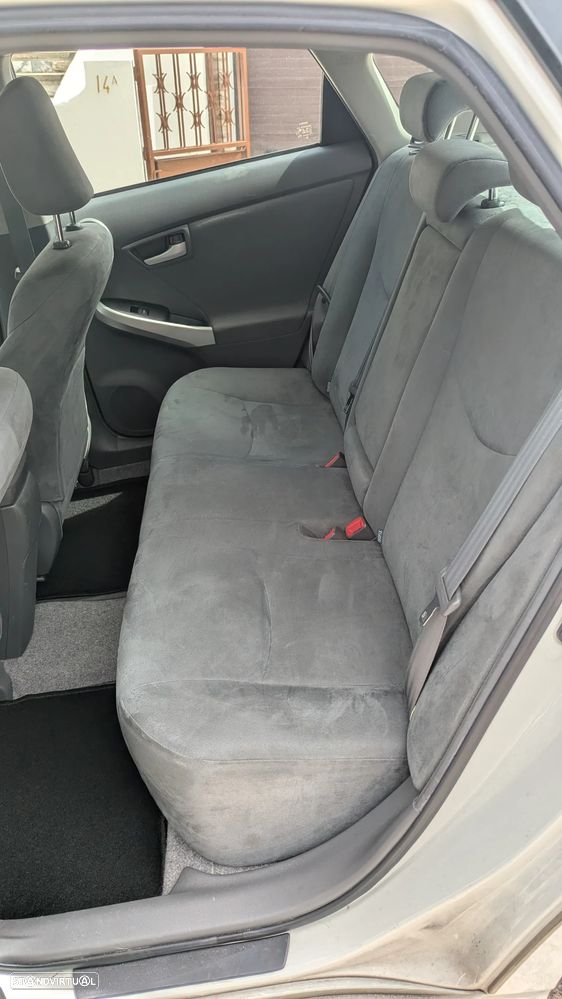 Toyota Prius 1.8 Sol - 31
