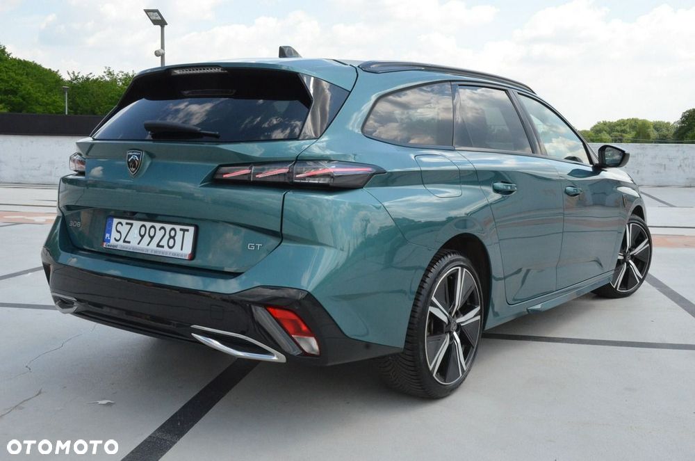 Peugeot 308 BlueHDi 130 EAT8 GT EXCLUSIVE - 33