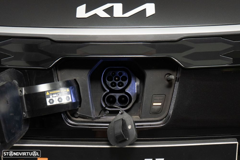 Kia Niro EV 64kWh Drive - 18