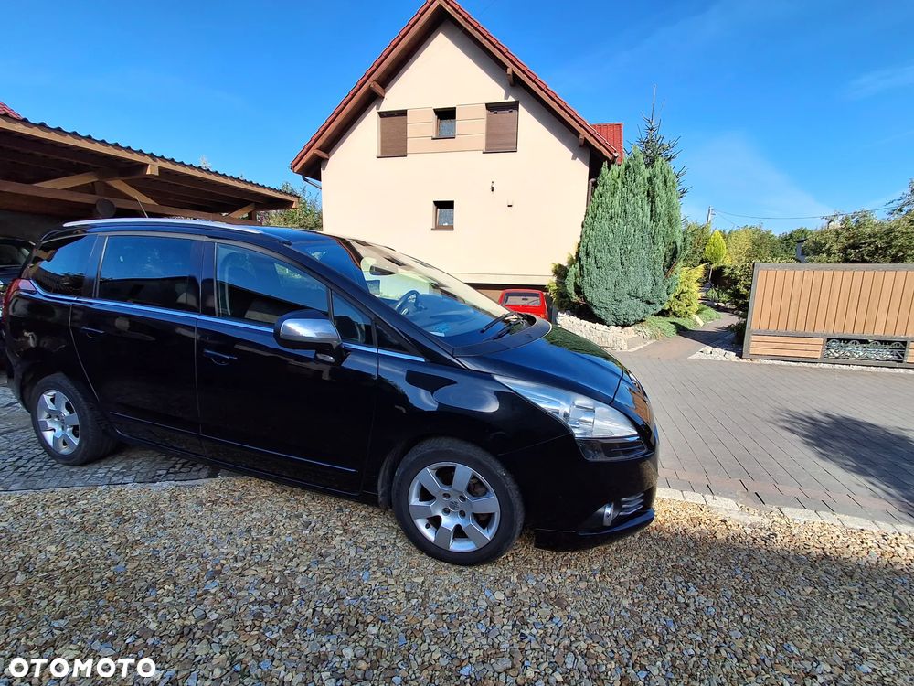 Peugeot 5008 - 1