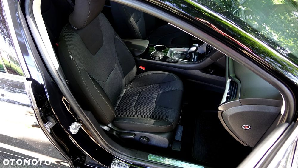 Ford Mondeo - 14