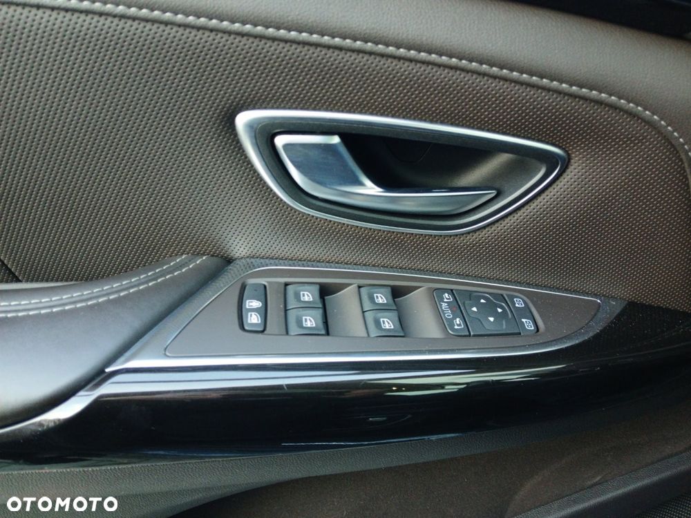 Renault Espace 2.0 Blue dCi Initiale Paris EDC - 17