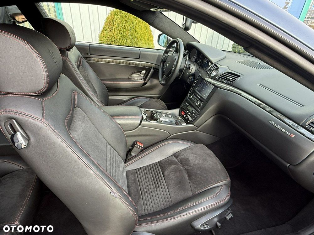 Maserati GranTurismo - 21