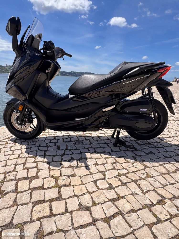 Honda Forza - 4