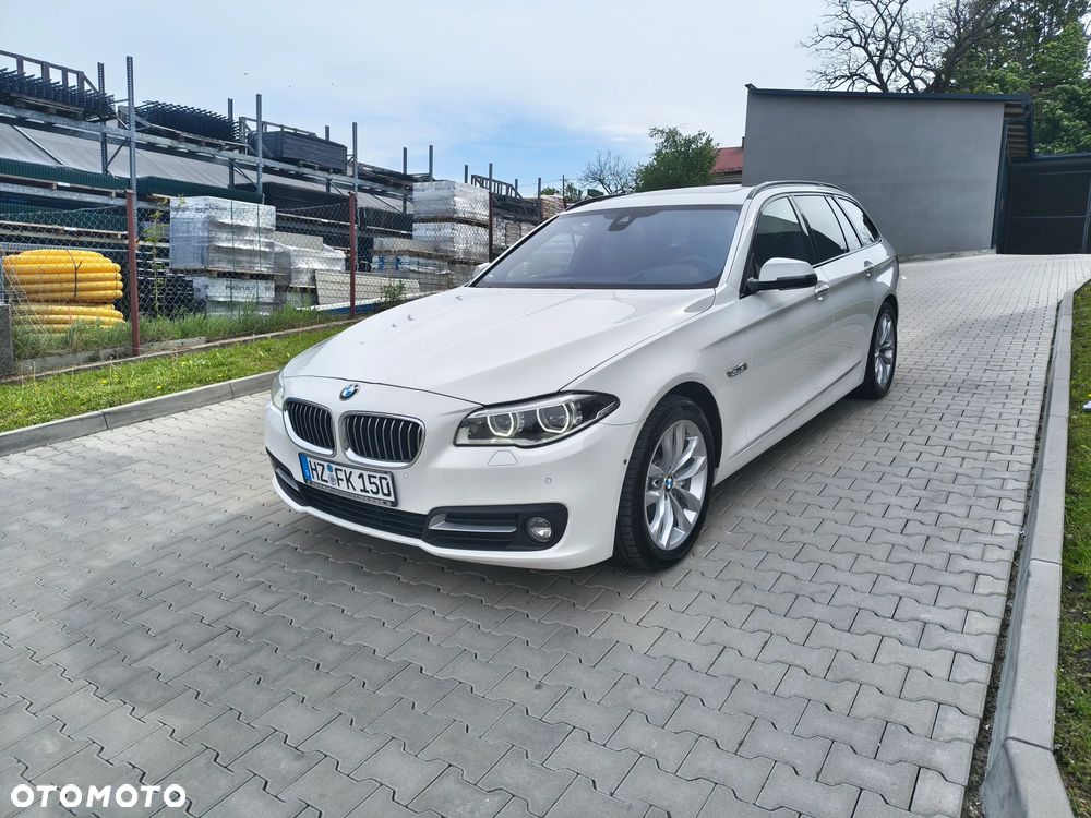 BMW Seria 5 525d xDrive Sport-Aut Luxury Line - 9