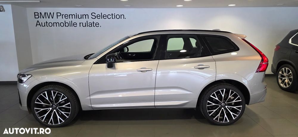 Volvo XC 60 B4 MHEV AT8 AWD R-Design - 3