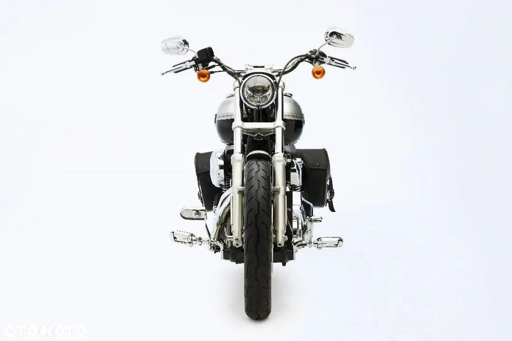 Harley-Davidson Dyna Low Rider - 17