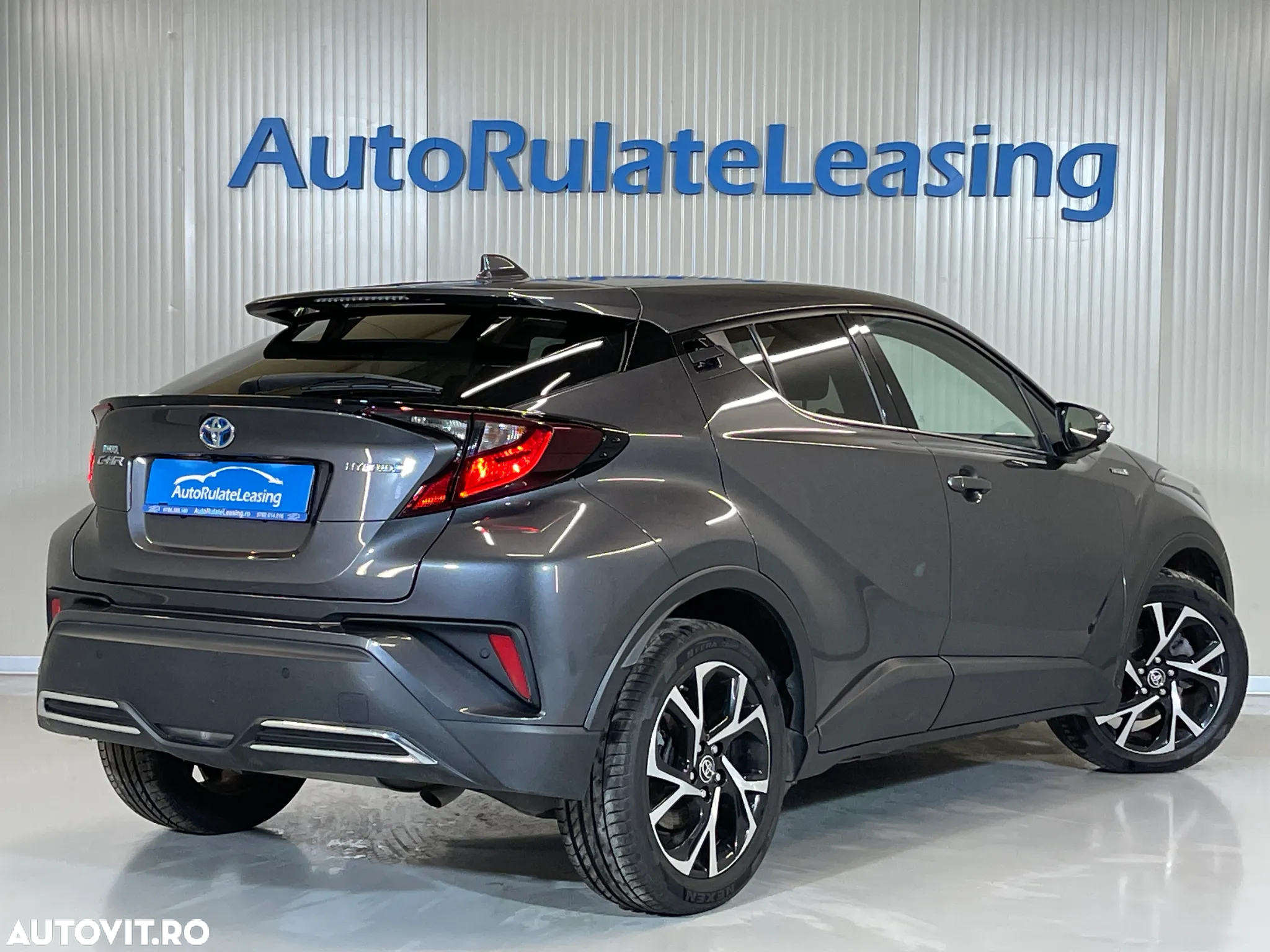 Toyota C-HR 2.0 HSD 184 CP 4x2 CVT Classy - 3