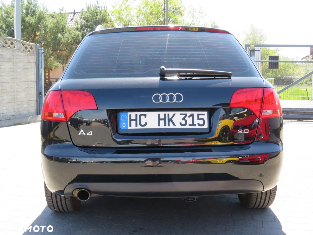Audi A4 Avant - 16