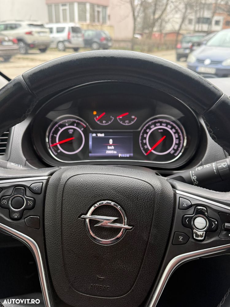 Opel Insignia - 6