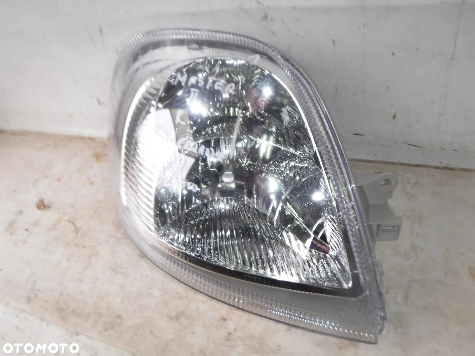 renault master ii 2 lampa przód prawa przednia nowa z uszkod - 7