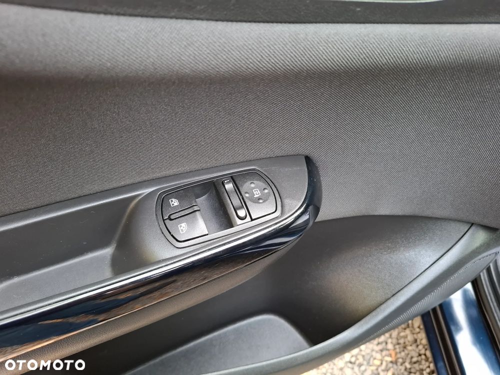 Opel Corsa 1.2 Enjoy - 21