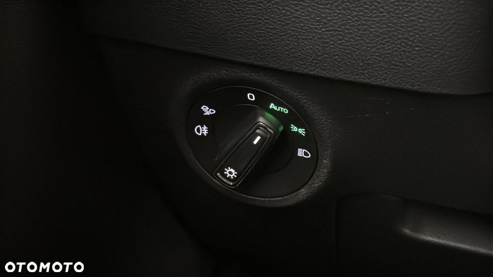Skoda Karoq 2.0 TDI SCR 4x2 Style - 11