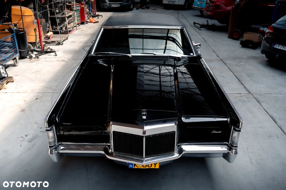Lincoln Continental - 17