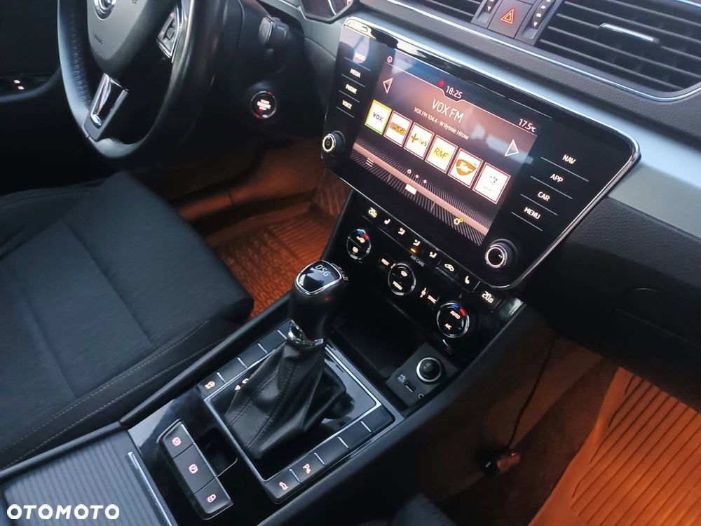 Skoda Superb 1.8 TSI Ambition DSG - 6