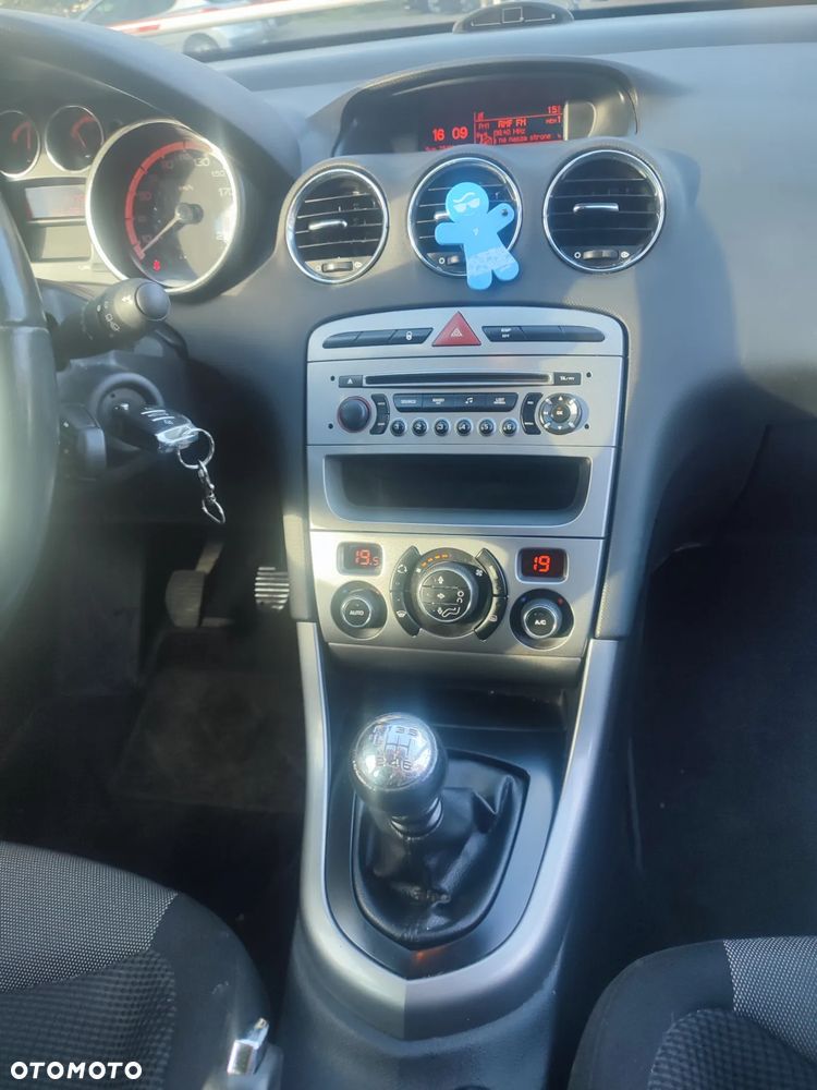 Peugeot 308 1.6 HDi Premium - 12