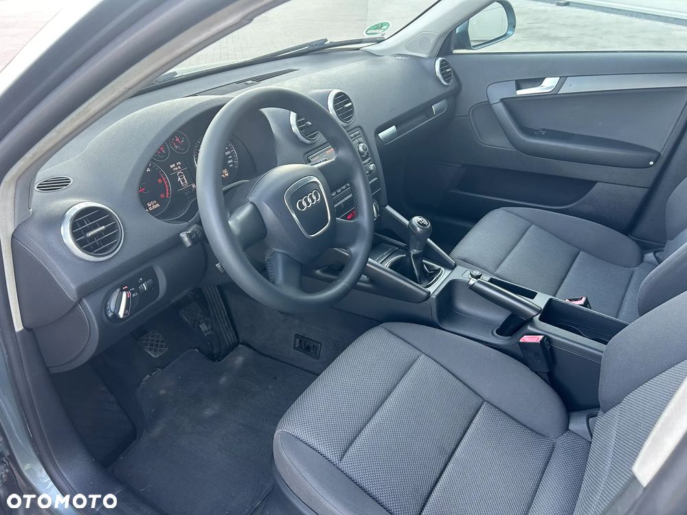 Audi A3 Sportback 1.6 TDI DPF Ambition - 20