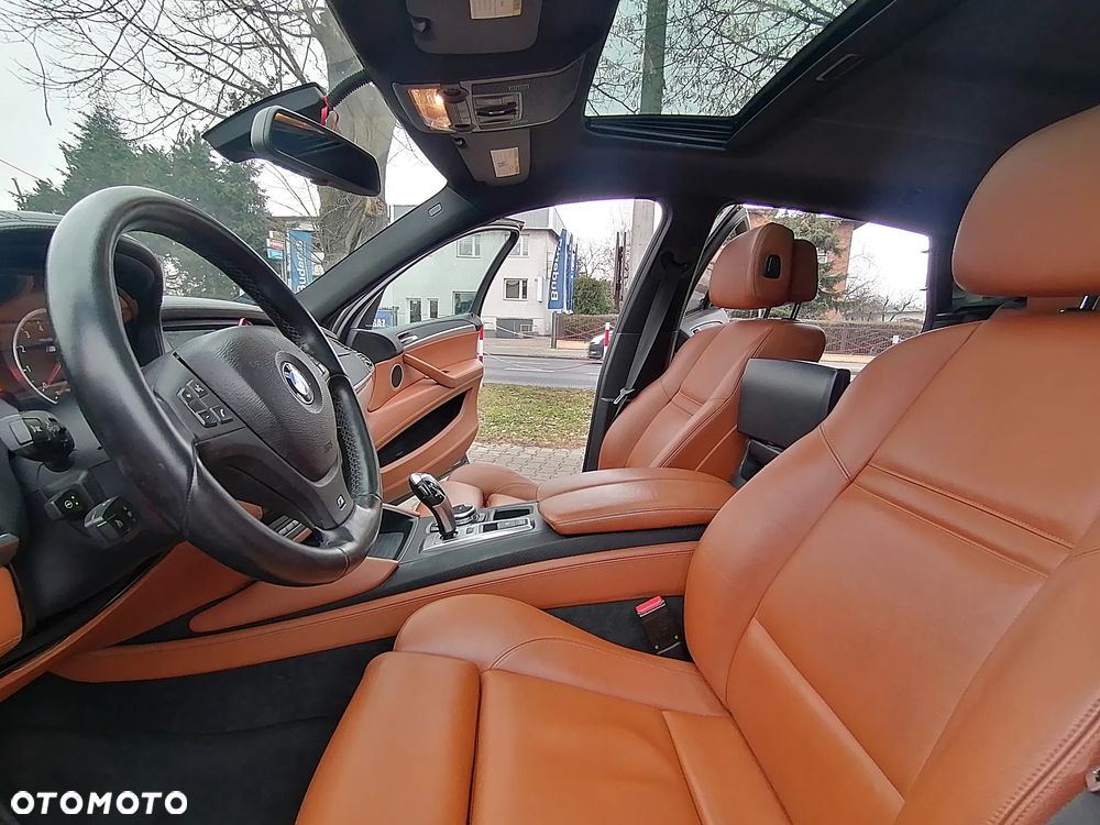 BMW X6M - 29