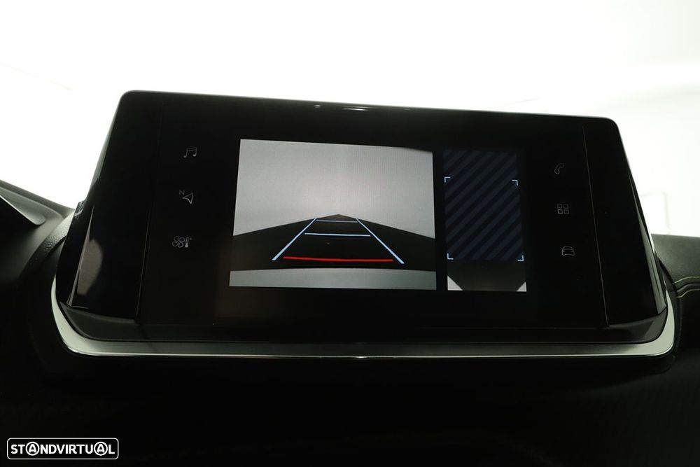 Peugeot 2008 1.2 PureTech GT EAT8 - 13