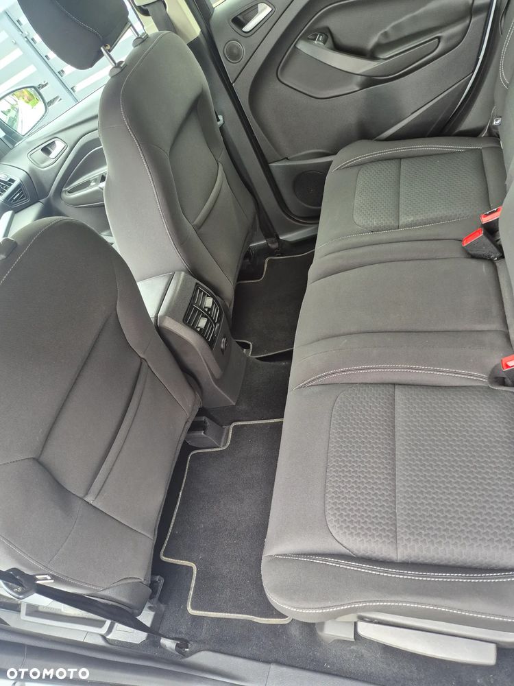 Ford Kuga 1.5 EcoBoost 2x4 Titanium - 14