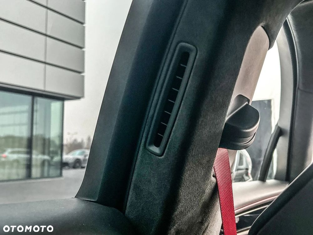 Porsche Panamera - 28